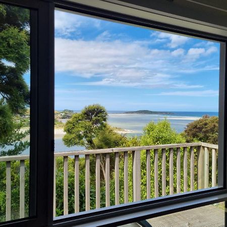 Apartamento Tree House Taieri Mouth Exterior foto