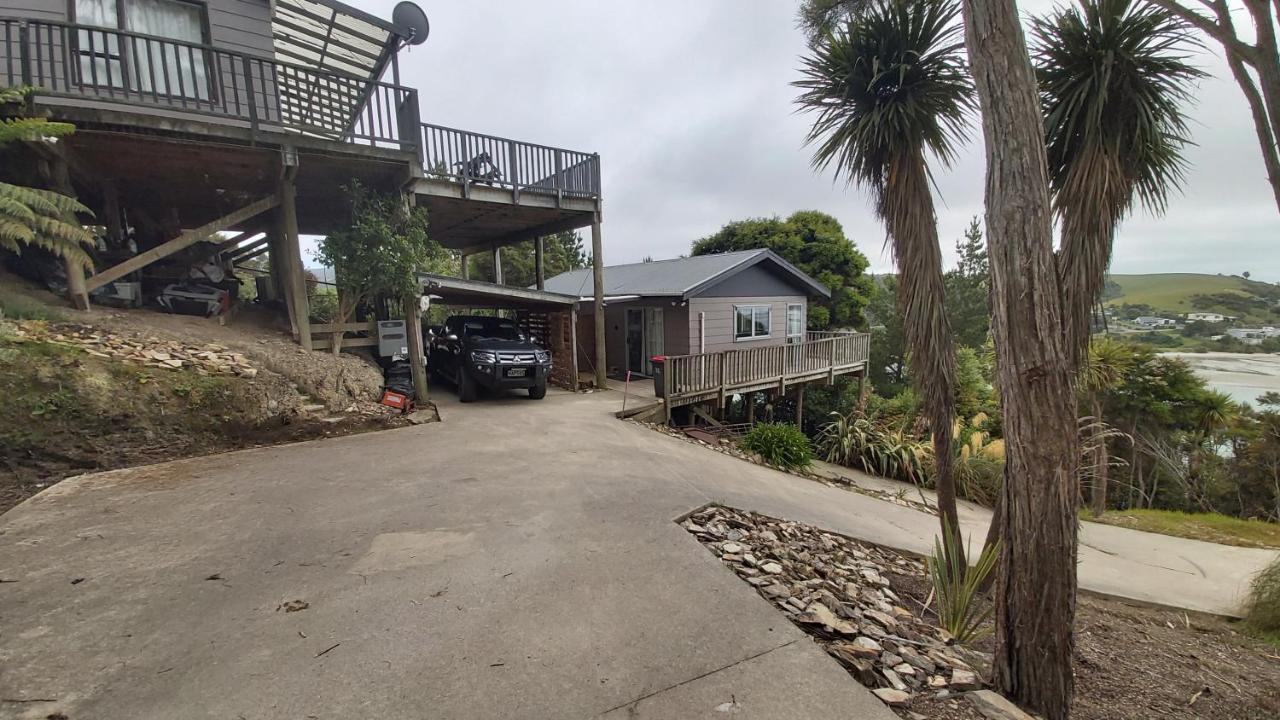 Apartamento Tree House Taieri Mouth Exterior foto